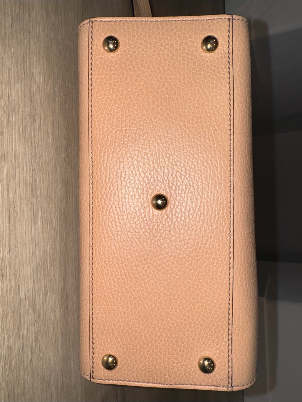 Gucci Soho Pebbled Leather convertible Top-Handle Satchel in Camel Tan - Picture 9 of 15